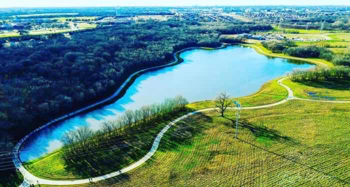 Oak Point Park and Nature Preserve